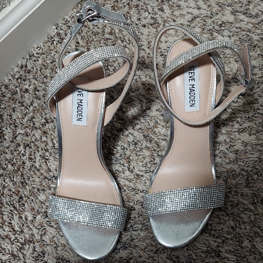 Steve Madden Glittering Silver Heels